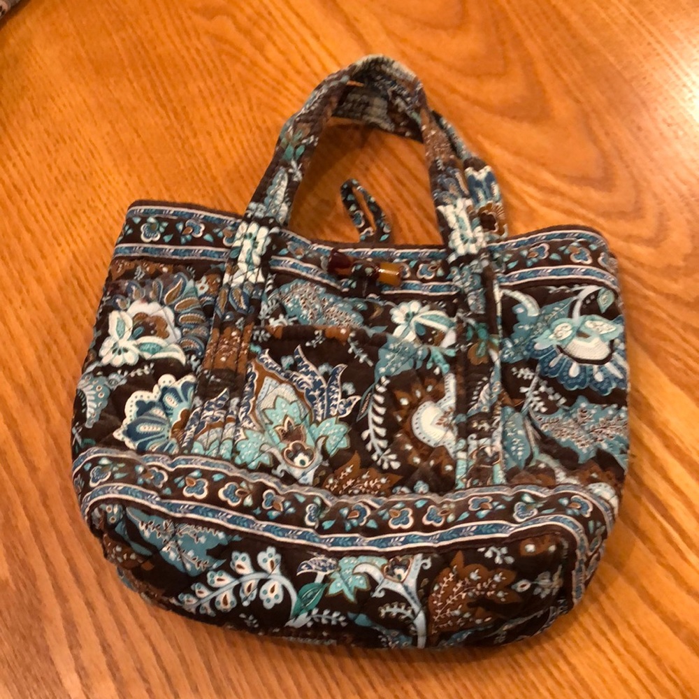 Vera Bradley small hand bag